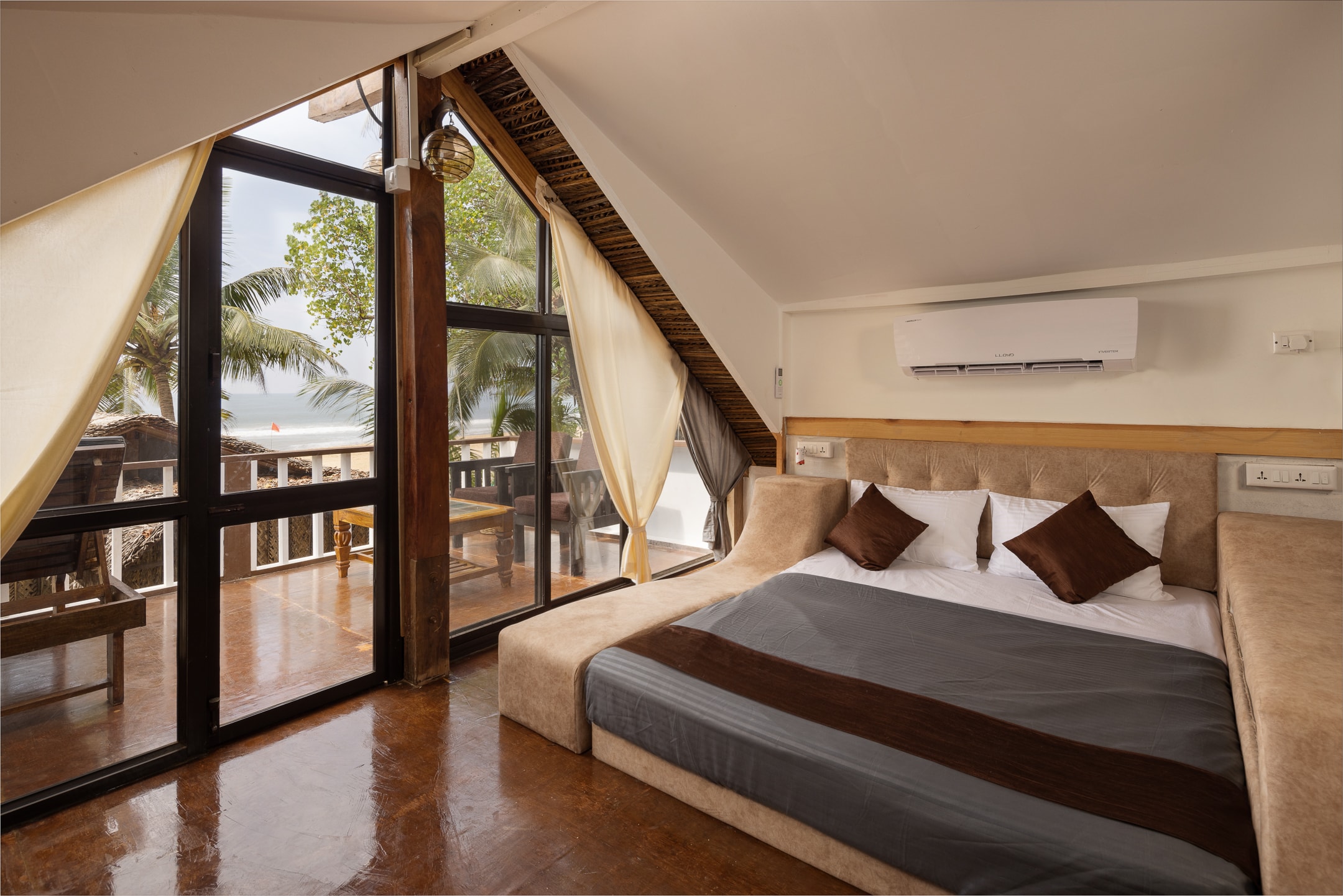 Sea view family room